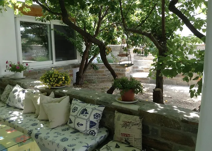 Nikoletta Gasthof Páros