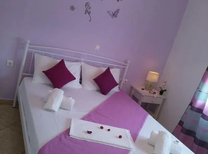 Nikoletta Gasthof Páros