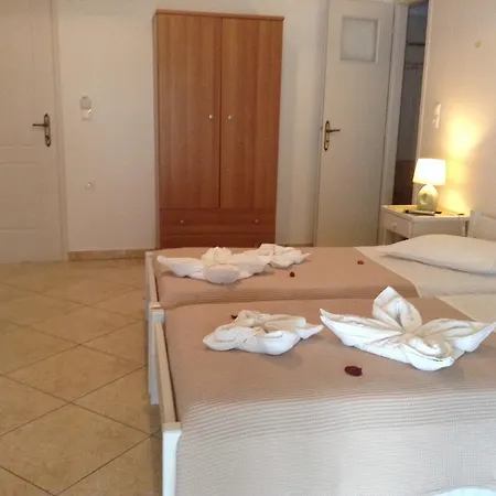 Nikoletta Parikia (Paros)