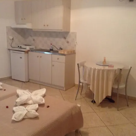 Πανσιόν Nikoletta *