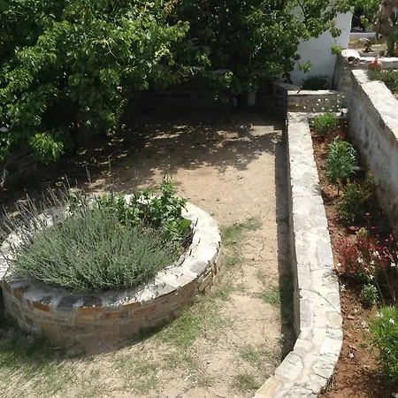 Πανσιόν Nikoletta *