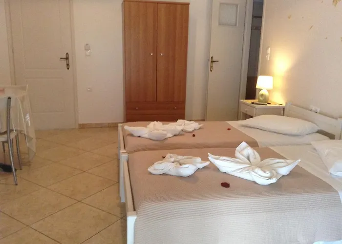 Nikoletta Parikia (Paros)