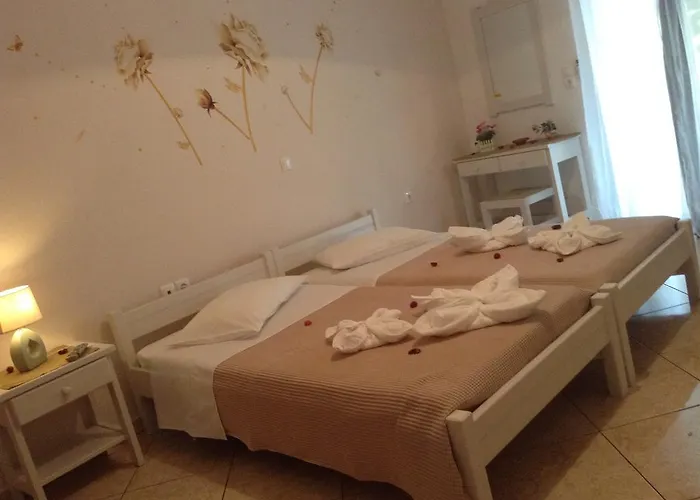 Nikoletta Parikia (Paros)